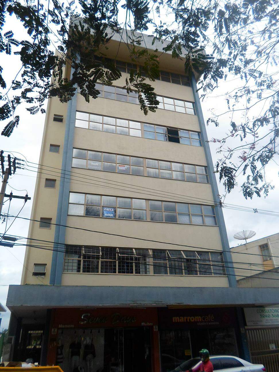 Sala para aluguel no Centro: 
